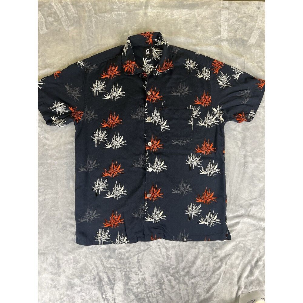 Vintage Guess Men's  Floral‎ Print Shirt 100% Rayon